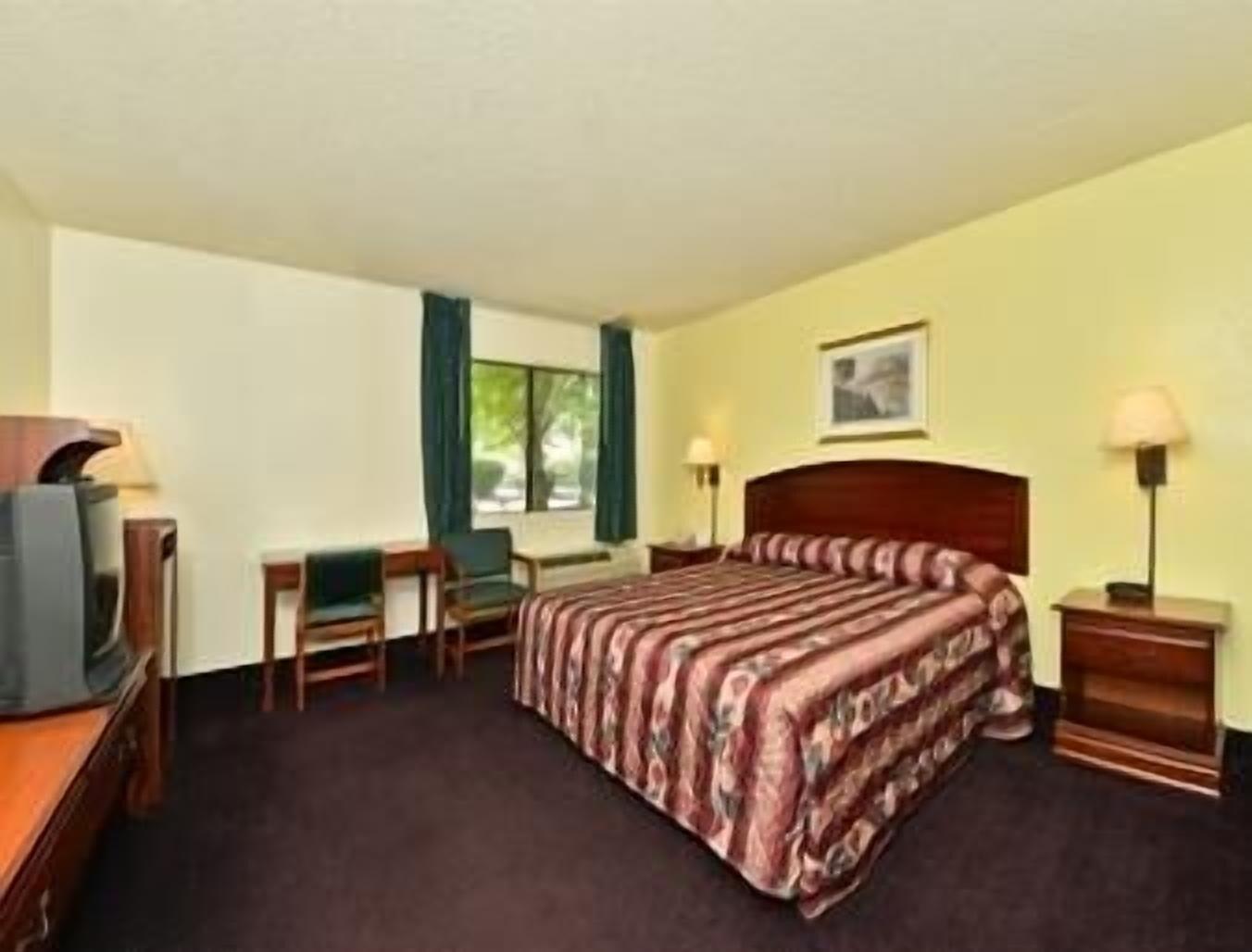 Super 8 By Wyndham Bakersfield/Central Eksteriør billede