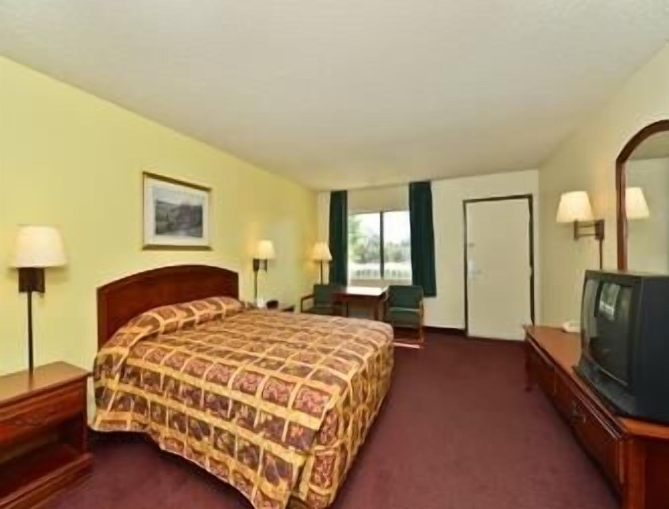 Super 8 By Wyndham Bakersfield/Central Eksteriør billede